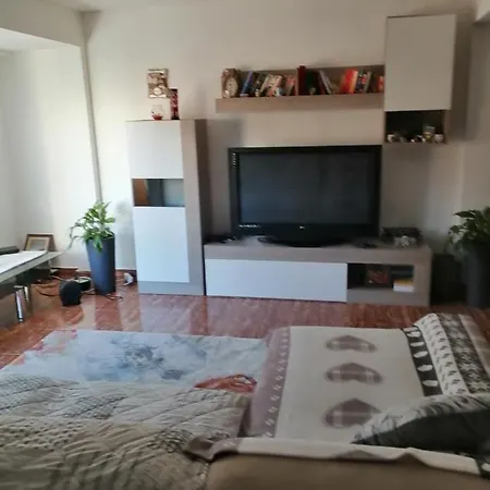 Schoene Mit Wifi Und Parkplatz Auf Der Strasse * Oliva
